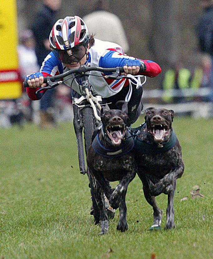 Frøken Norge og Miss Alaska, flere ganger Verdensmestre, Europamestre og Norgesmestre med Lena. Her fra Tyskland 2006, med Kickbike Cross Max 18